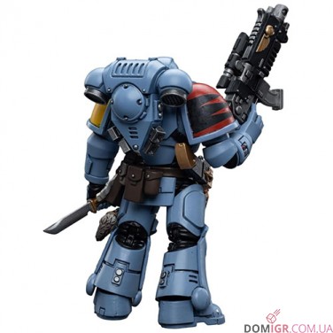 Space Wolves Intercessor with Bolt Rifle, Bolt Pistol and Chainsword