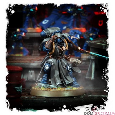 Primaris Librarian in Phobos Armour