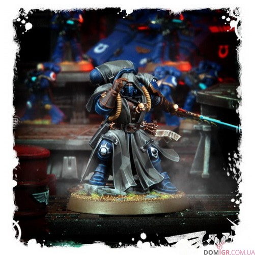 Primaris Librarian in Phobos Armour