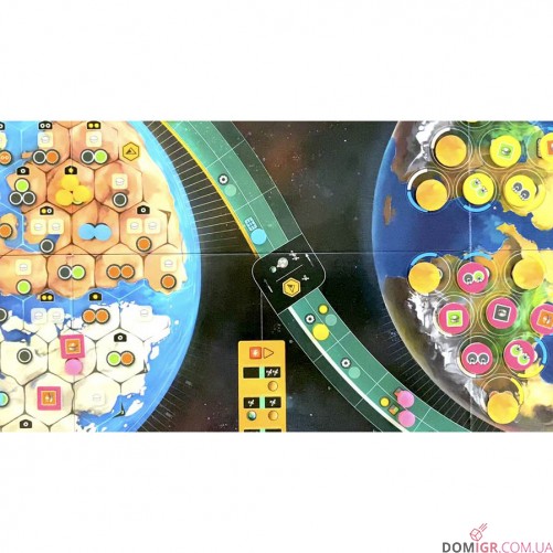 Evacuation (коробка з пошкодженням)