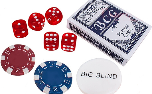 Покерний набір на 200 фішок в кейсі